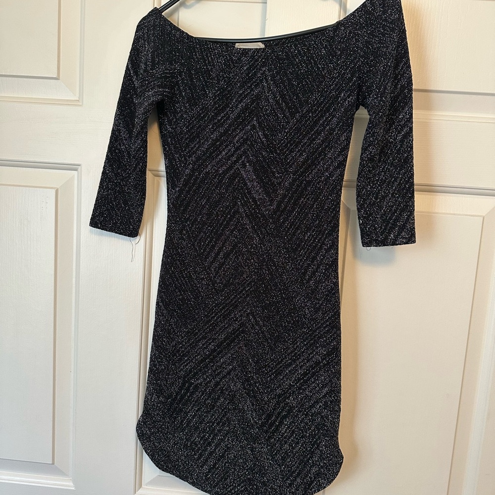 Women’s Black Sparkle Sheath Dress